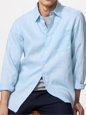 Uniqlo Pale Blue Collared Button-Down Shirt
